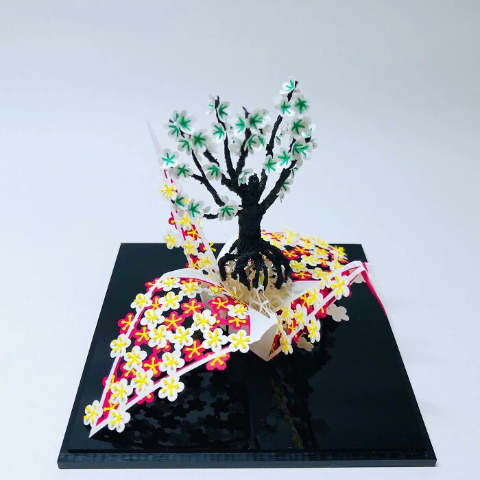 Wait, This Artist Turns Paper Into Insane 3D Sculptures That Will Blow Your Mind!
