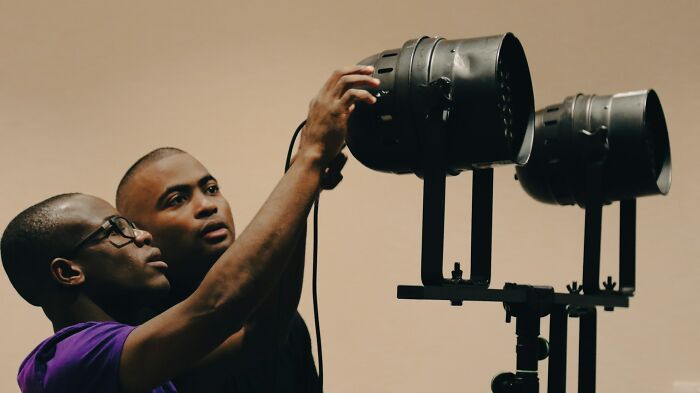 Jobs That AI Just Can’t Steal (Yet!) — People Spill the Tea