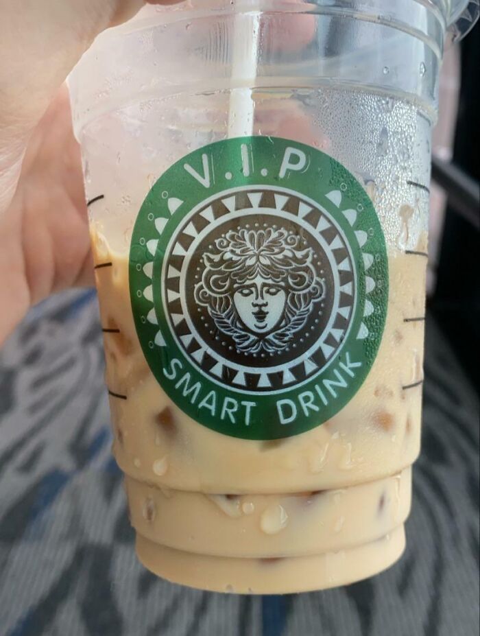 This Poorly Done Starbucks Knockoff In Thailand