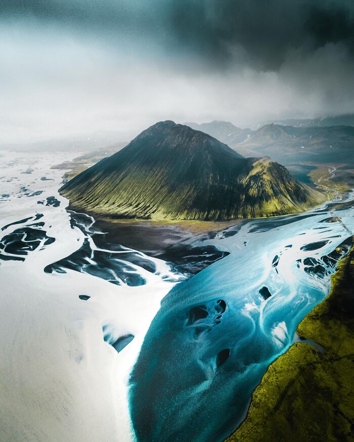 89 Iceland Pics That'll Make You Wonder If You're Actually on Mars