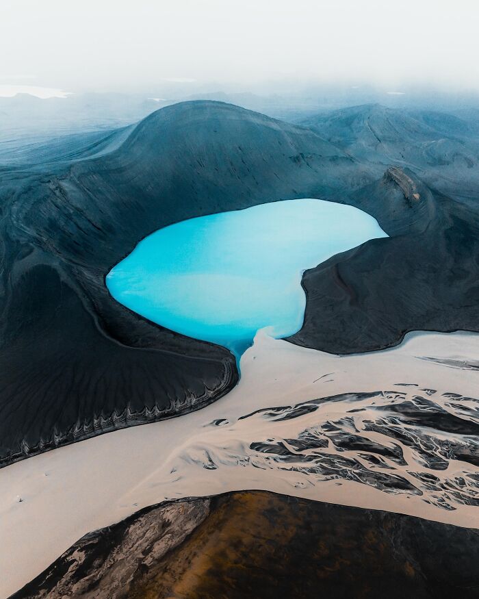 89 Iceland Pics That'll Make You Wonder If You're Actually on Mars