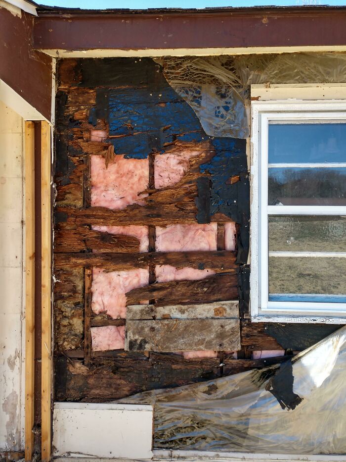 Fixing Siding & Windows on First House at 22 – The Whole Structure’s a Mess!