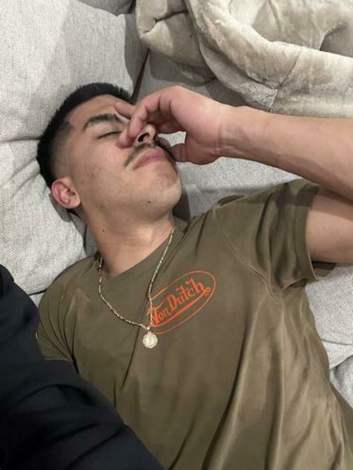 The 79 Most Ridiculous Sleeping Positions People Caught Their Partners In