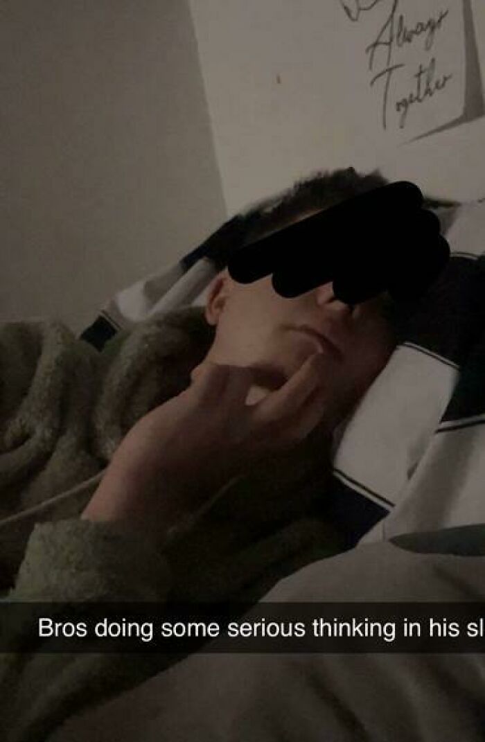 The 79 Most Ridiculous Sleeping Positions People Caught Their Partners In