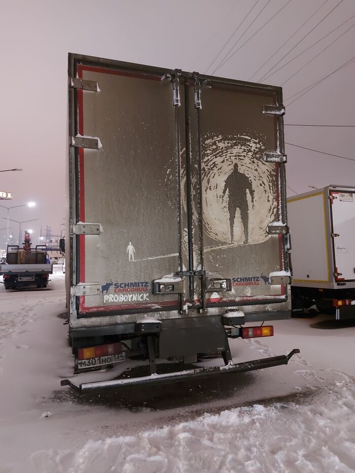Wait, They Actually Turn Dirty Trucks Into Art?!