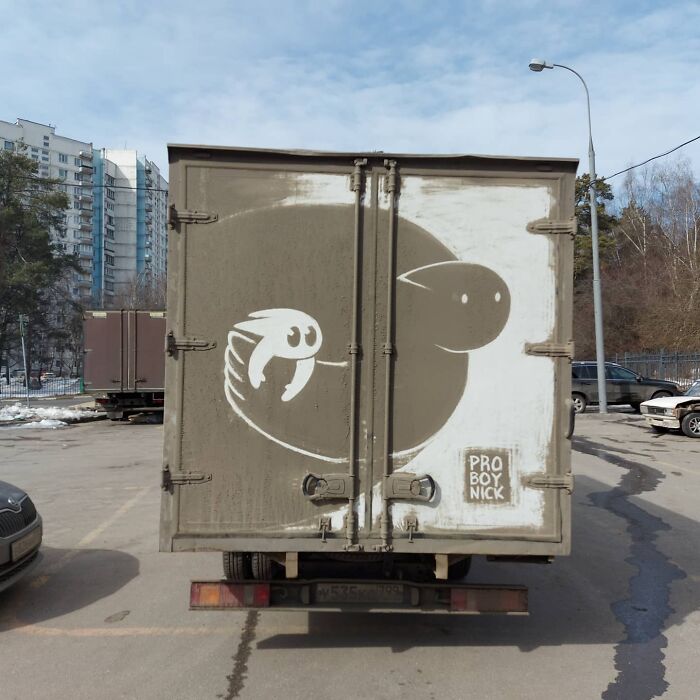 Wait, They Actually Turn Dirty Trucks Into Art?!