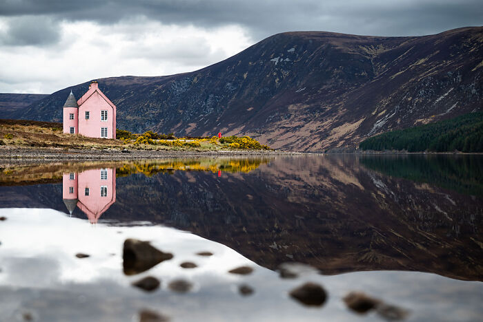 Student, 3rd Place: Quiet Transitions Portfolio By Paula Adam