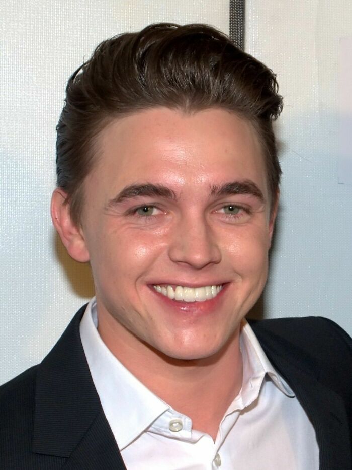 Jesse McCartney: 39 and Jack-of-All-Trades