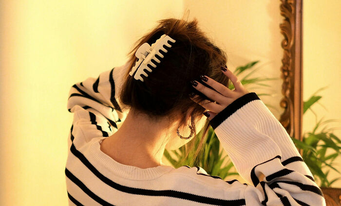 Wait, Healthcare Workers Spilled the Tea on What NOT to Let Your Family Do