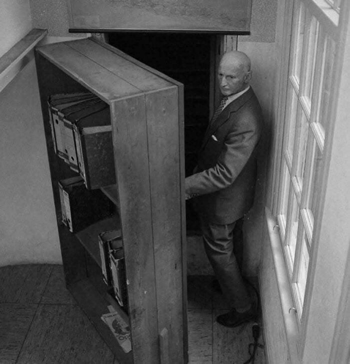 Anne Frank’s Dad Checks Out The Hiding Spot in Amsterdam, 1960
