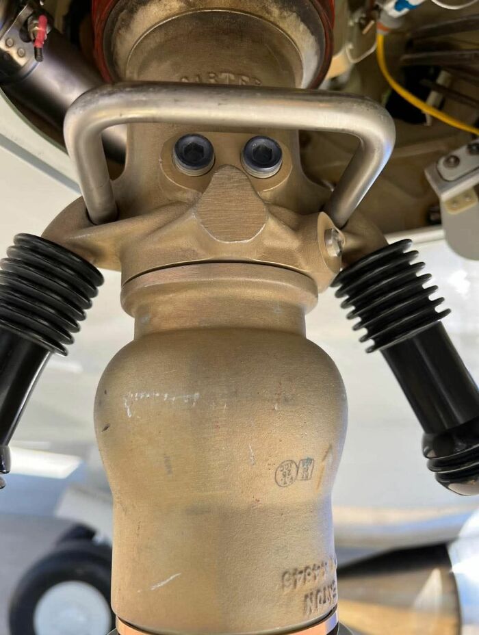 Wait, Are Those Faces? 81 Weirdly Funny Faces People Found In Totally Random Stuff