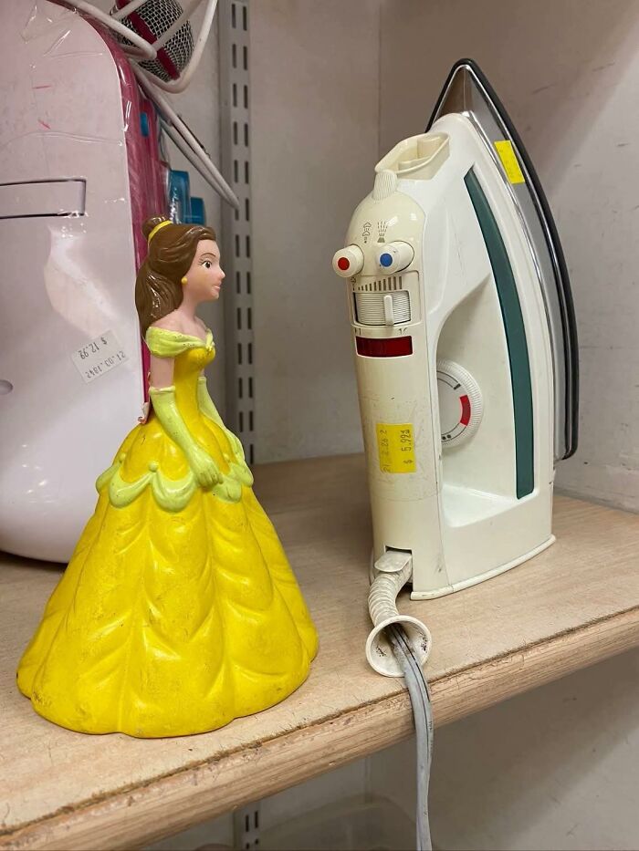 Wait, Are Those Faces? 81 Weirdly Funny Faces People Found In Totally Random Stuff