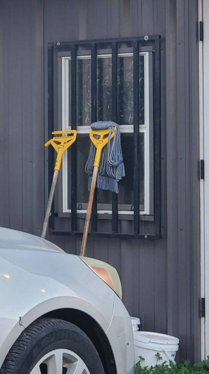 Wait, Are Those Faces? 81 Weirdly Funny Faces People Found In Totally Random Stuff