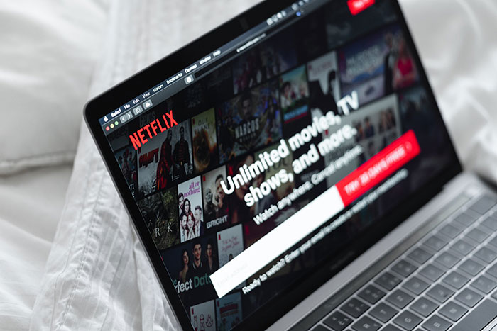 Blockbuster’s $150 Billion ‘No Thanks’ to Netflix’s DVD Mail Service