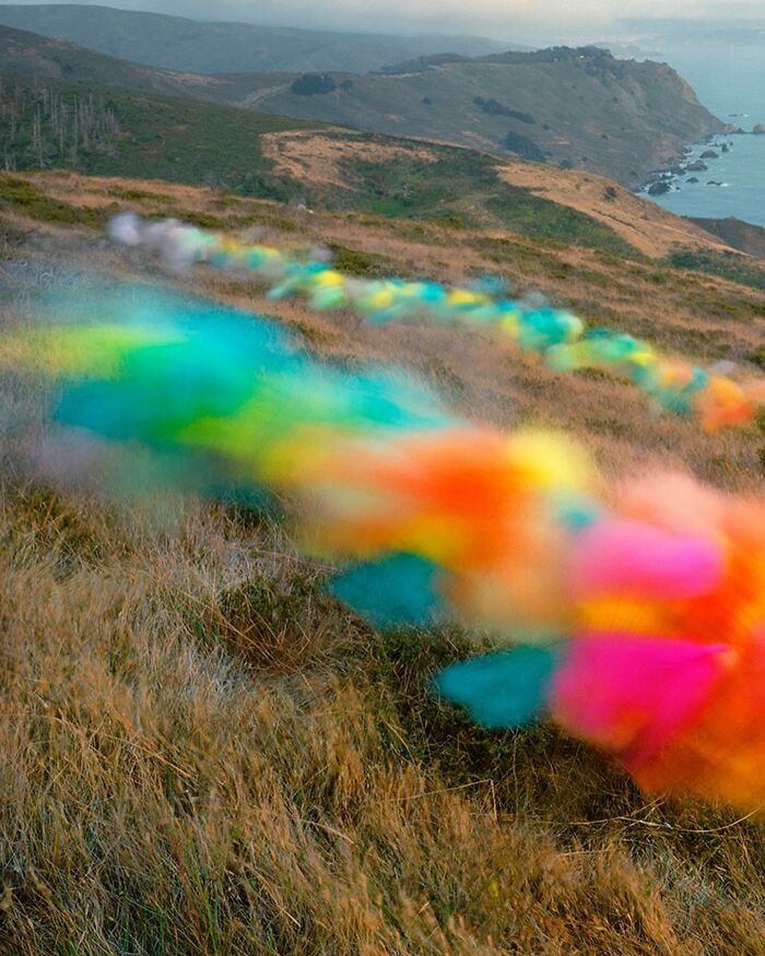 Wait, This Guy Just Tossed Fabric Into Nature and It Looked Like Magic (40 Pics)