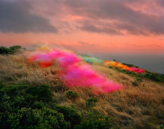 Wait, This Guy Just Tossed Fabric Into Nature and It Looked Like Magic (40 Pics)
