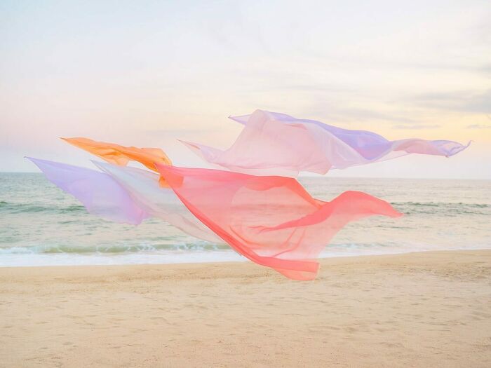 Wait, This Guy Just Tossed Fabric Into Nature and It Looked Like Magic (40 Pics)