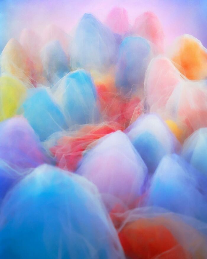 Wait, This Guy Just Tossed Fabric Into Nature and It Looked Like Magic (40 Pics)