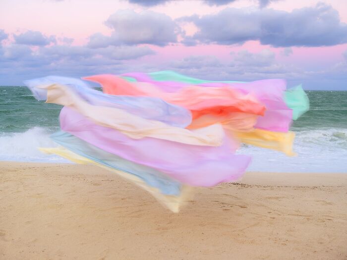 Wait, This Guy Just Tossed Fabric Into Nature and It Looked Like Magic (40 Pics)