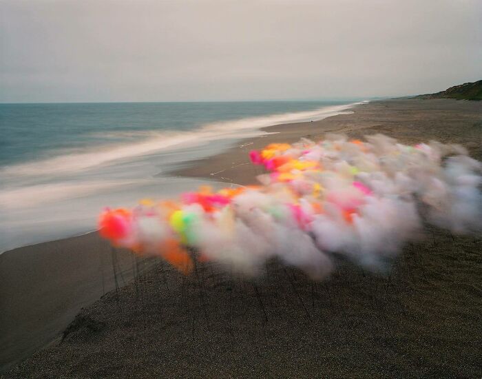 Wait, This Guy Just Tossed Fabric Into Nature and It Looked Like Magic (40 Pics)