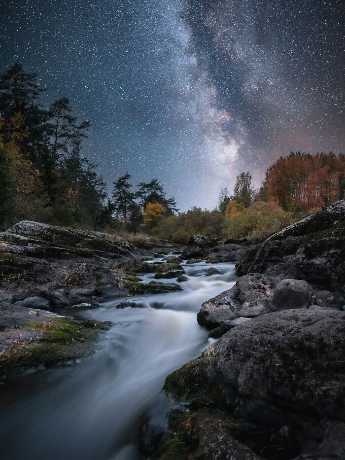 Wait, They Actually Took Pictures THIS Stunning of Finland's Northern Lights?