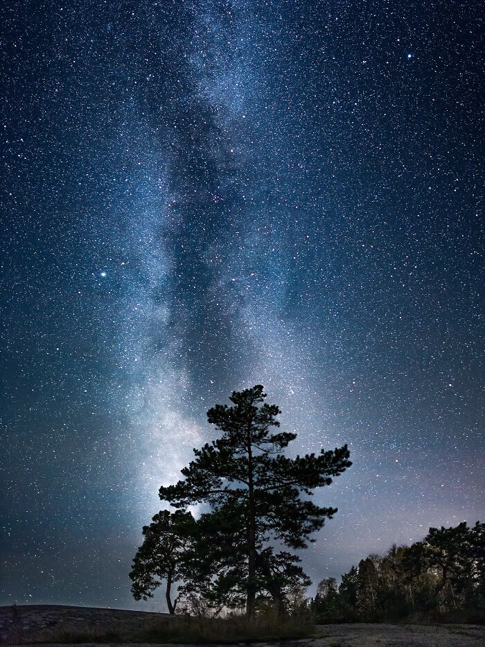 Wait, They Actually Took Pictures THIS Stunning of Finland's Northern Lights?