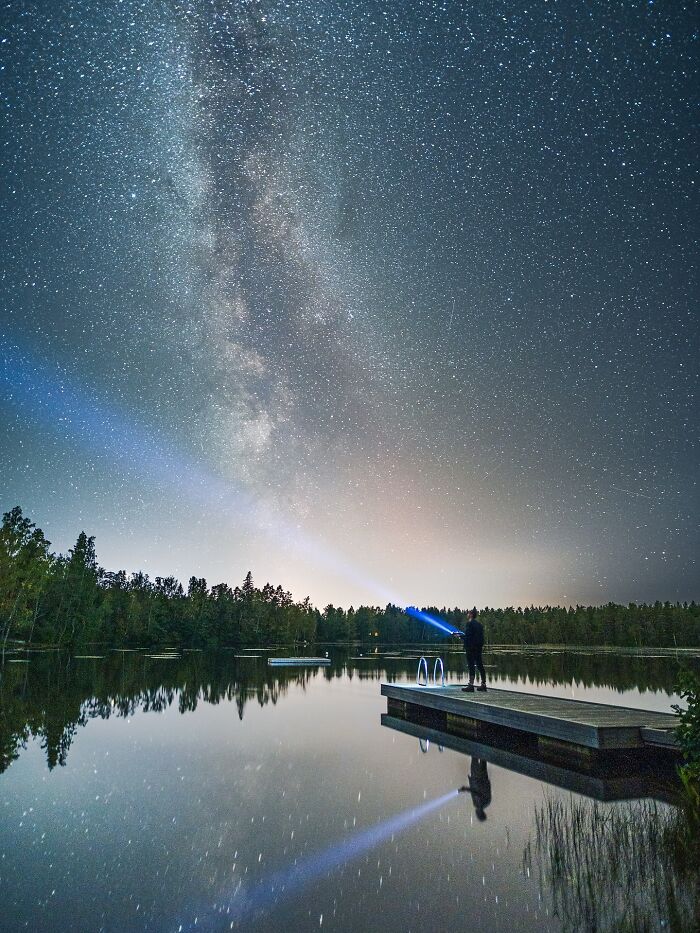 Wait, They Actually Took Pictures THIS Stunning of Finland's Northern Lights?