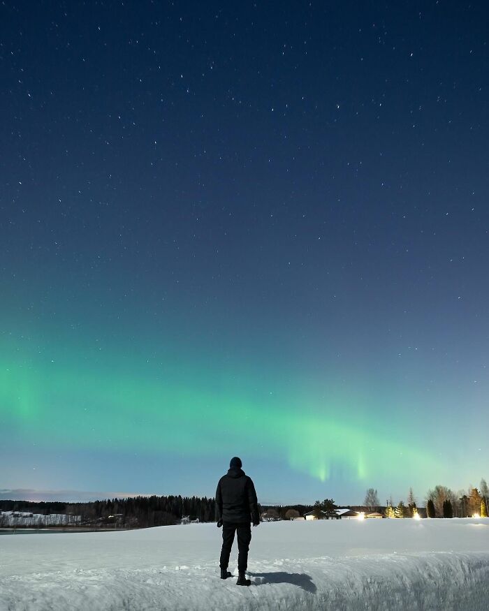 Wait, They Actually Took Pictures THIS Stunning of Finland's Northern Lights?