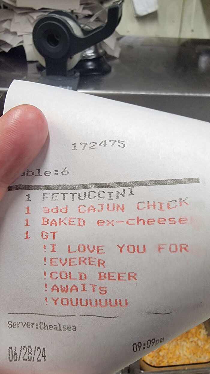 Made a Waitress Some Food After Hours, Got This Sweet Message