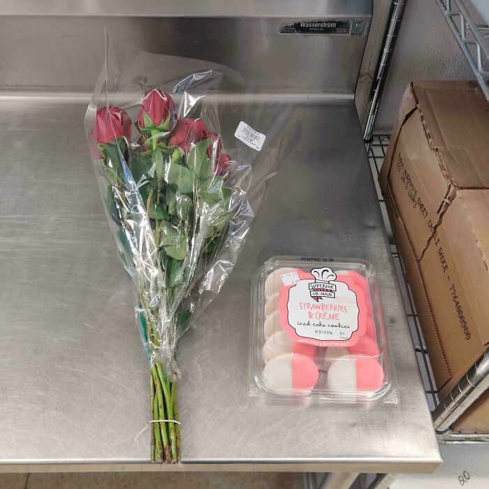 Let's Peek Inside The Crazy World Of Kitchen Confidential!