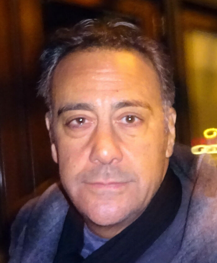 Brad Garrett: The Giant with a Hilarious Voice