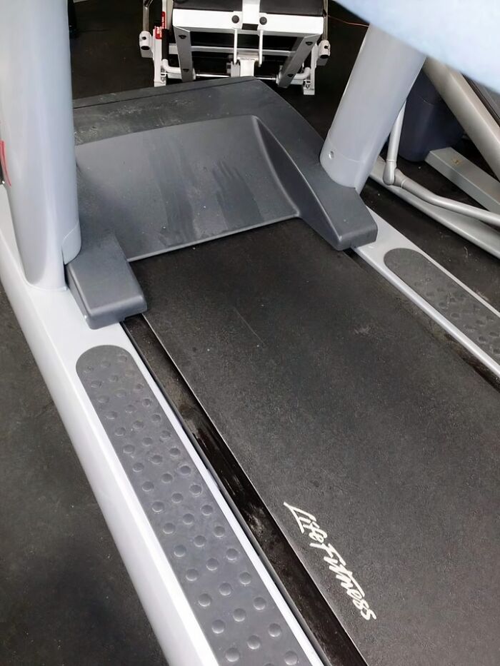 Epic Attempt At Using The Treadmill