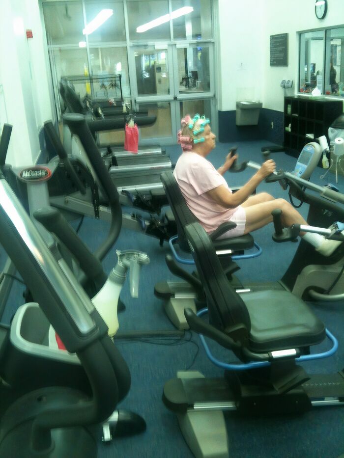 35 Gym Moments That Made People Laugh Out Loud (You Won't Believe #14!)
