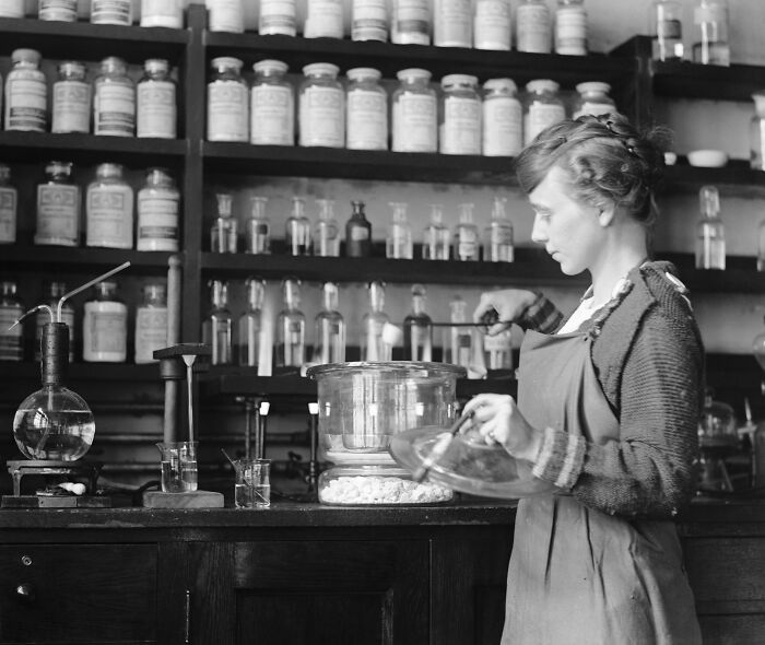 Uncle Sam’s One and Only Woman Chemist, Margaret D. Foster, 1919