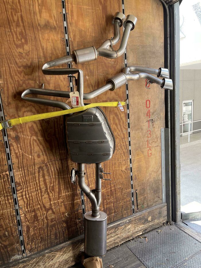 Customer Waiting Over A Week. Waiter’s Gonna Wait Even Longer.