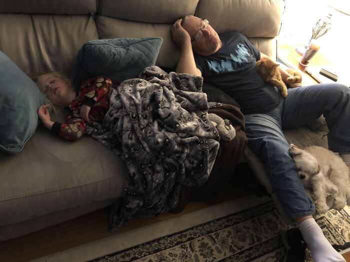 Had Dad Babysit For An Afternoon… Found Them Like This