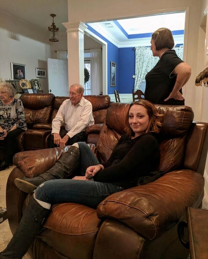 Sober For A Year, Finally Part Of The Family Thanksgiving!