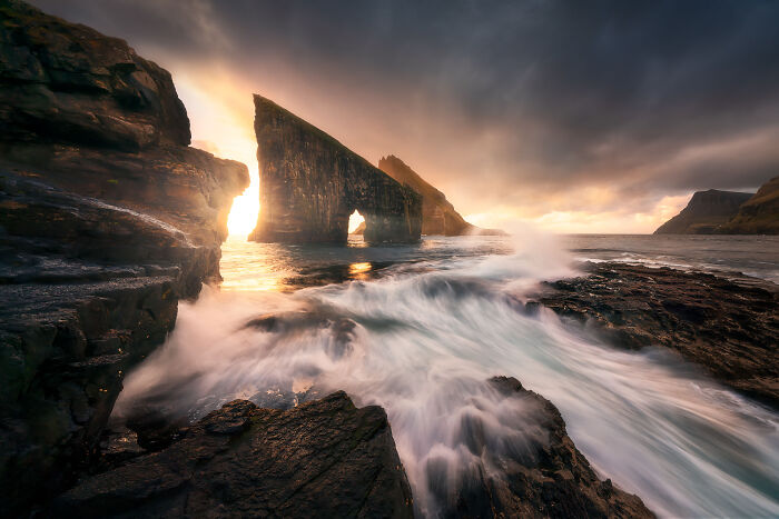 Wait Till You See These 48 Landscapes That Look Straight Outta a Fantasy Movie!