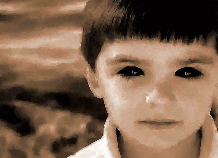 Black-Eyed Children: Pale Kids With Creepy Eyes Who Show Up Outta Nowhere