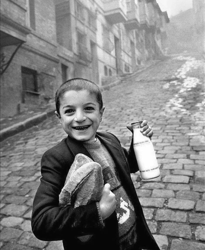 Milk & Bread Run by Erdal Yazıcı