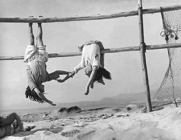 Street Scenes by Sergio Larraín