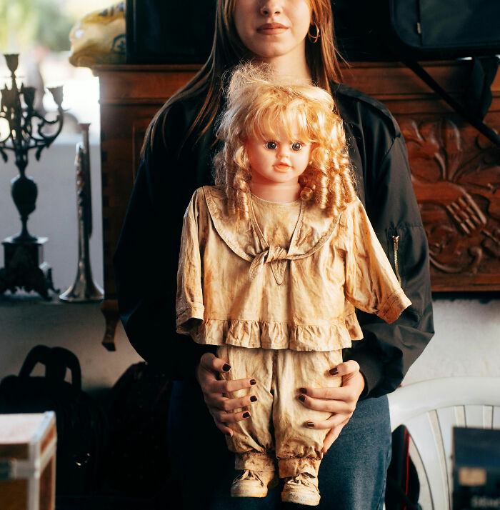 Let's Spill the Tea on the Craziest Stuff Cops Have Seen