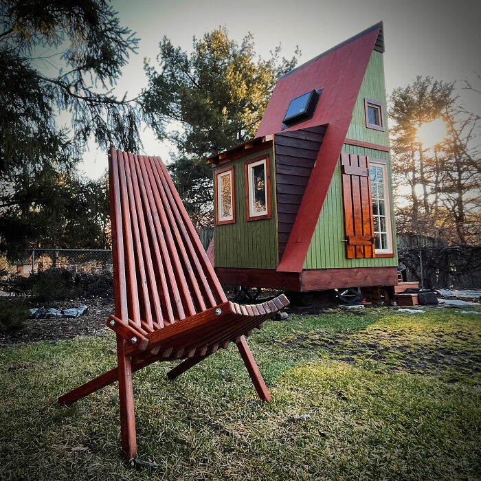 Built a Kentucky Stick Chair to Match the Sharp Angles of My Tiny Cabin