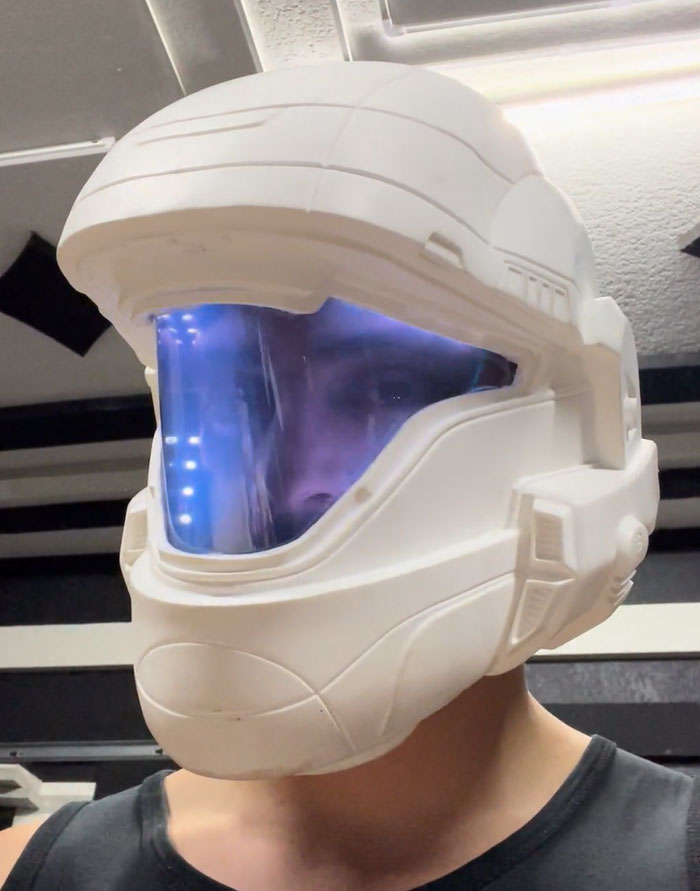 Built a Halo ODST Helmet with Backlit RGB and a Switchable Transparency Visor