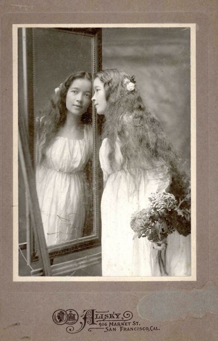 Time-Travel Through Old Family Photos: The Everyday Moments You Didn’t Know You Needed