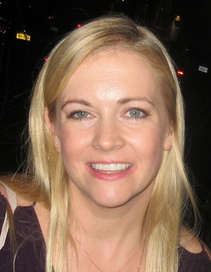 Melissa Joan Hart: The Girl Who Made Witchcraft Cool
