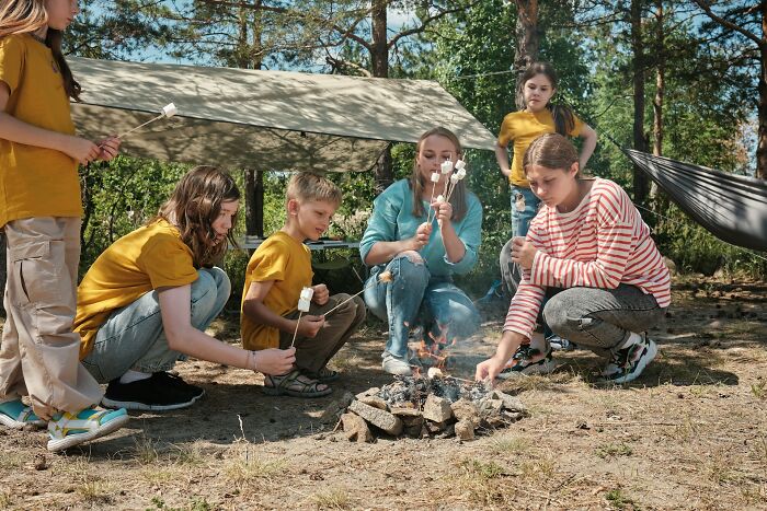 Wait, They Actually Ran Into Their Bullies Years Later?!