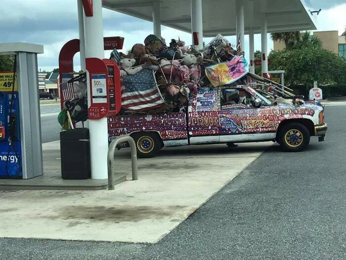 Saw This Yesterday In Florida. Nope, Still Weird.