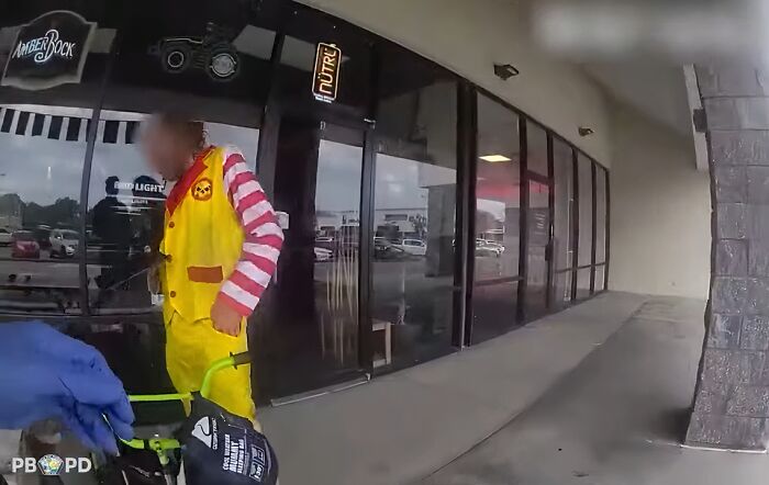 Florida Man Dresses As Clown and Gets Arrested For Trespassing. Of Course.