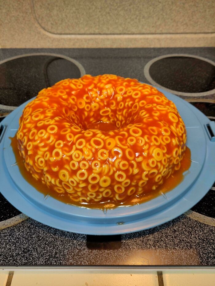 Spaghettio’s Meets Jello. Why?